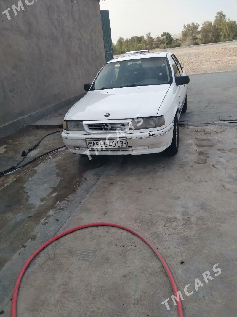 Opel Vectra 1989 - 17 000 TMT - Халач - img 3