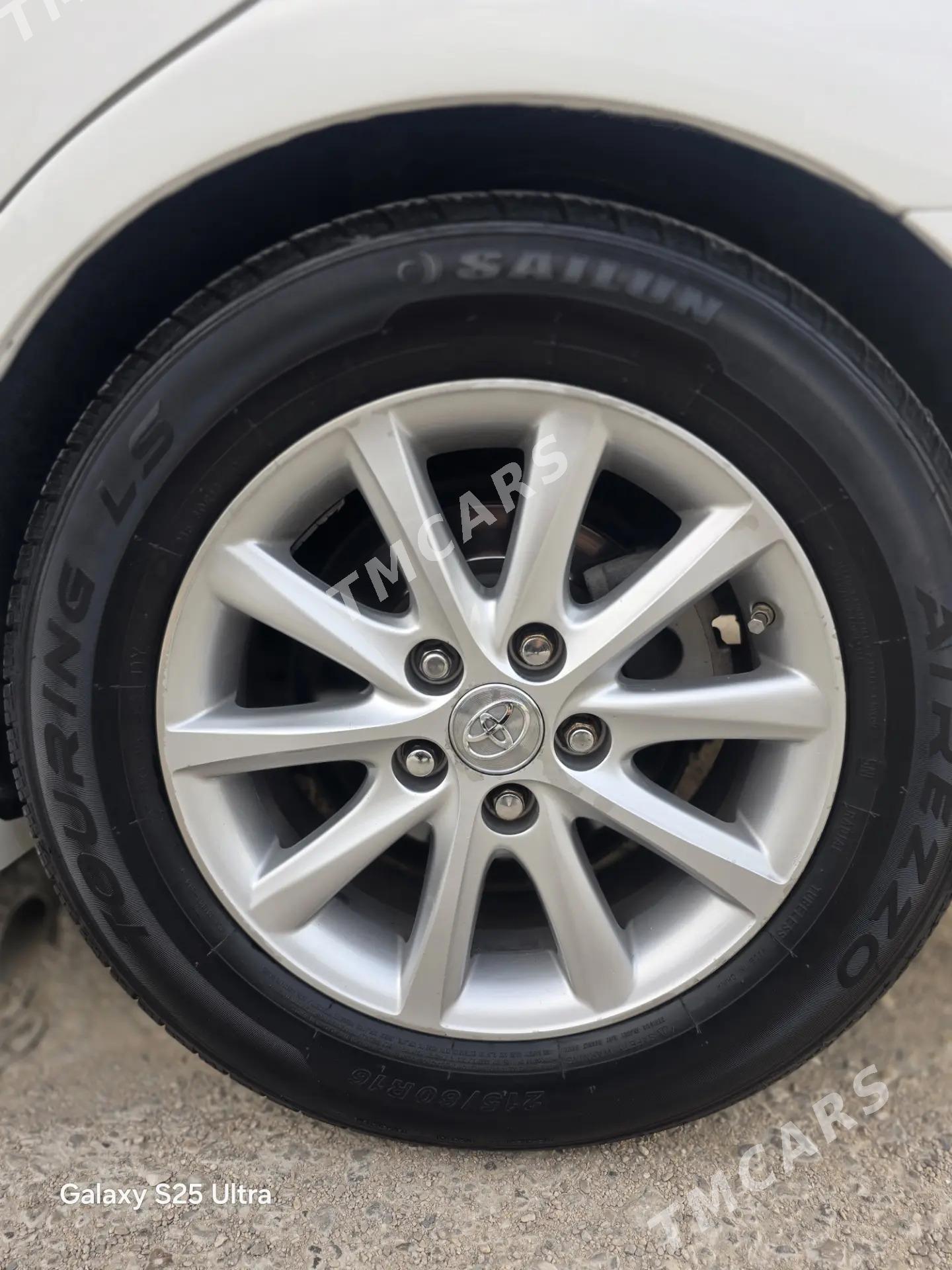 Toyota Camry 2010 - 220 000 TMT - Balkanabat - img 5