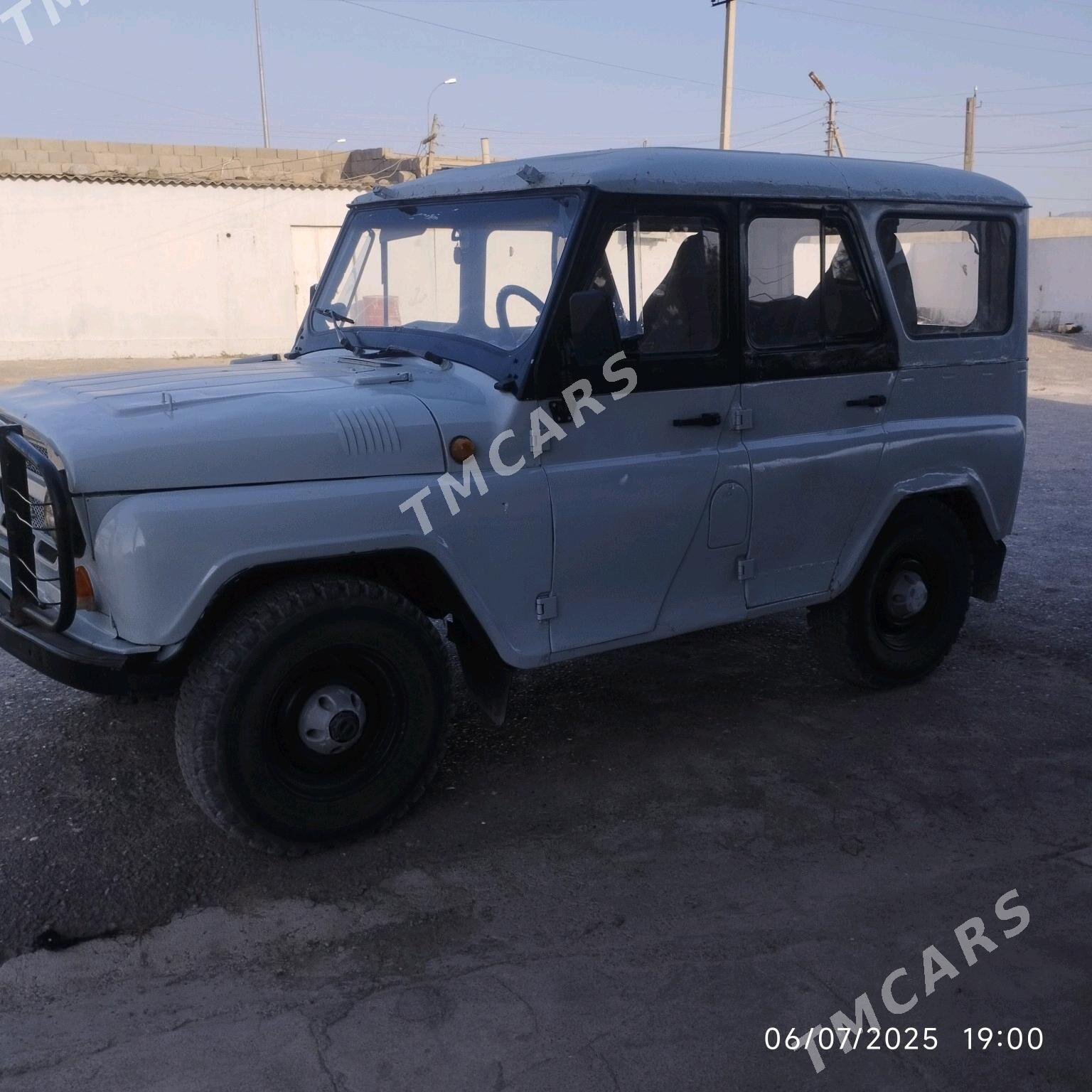 UAZ 469 2002 - 53 000 TMT - Bäherden - img 3