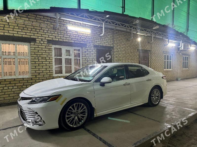 Toyota Camry 2018 - 254 000 TMT - Анев - img 3