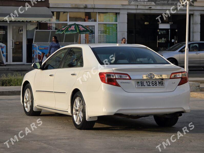 Toyota Camry 2013 - 200 000 TMT - Мары - img 2