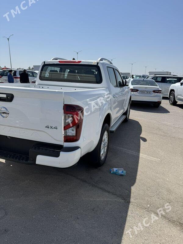 Nissan Navara 2024 - 440 000 TMT - Aşgabat - img 3