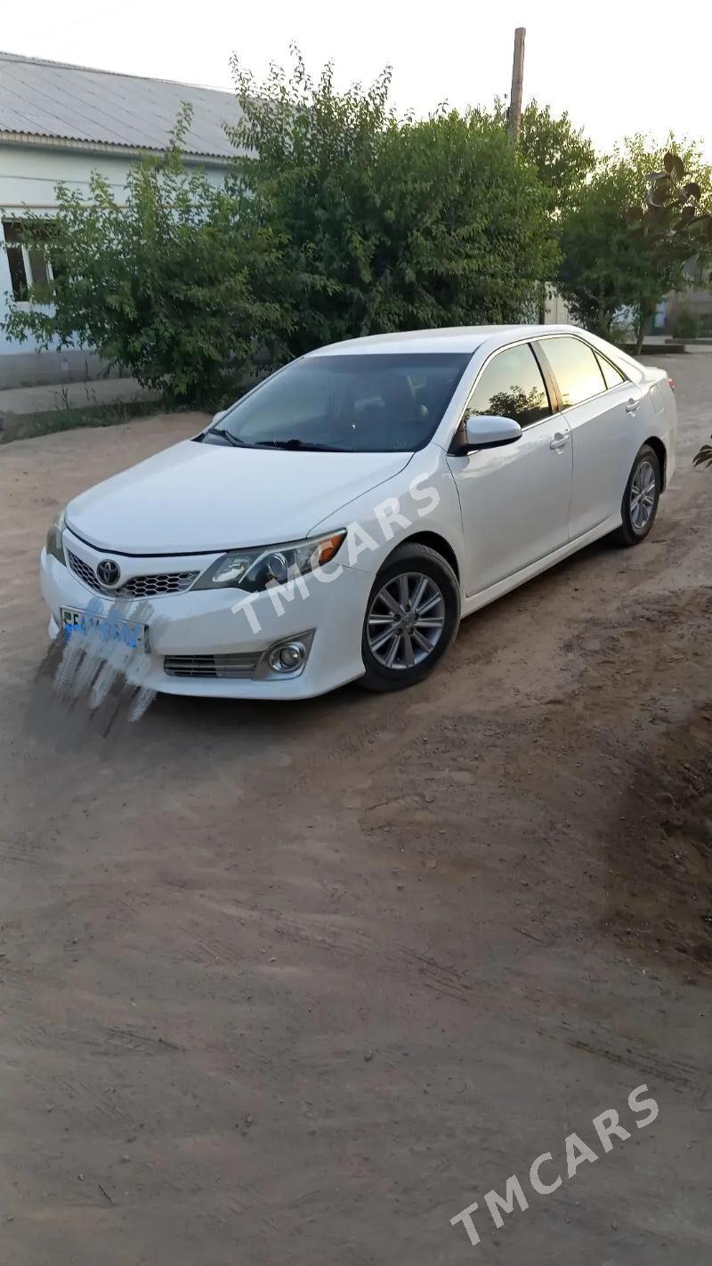 Toyota Camry 2013 - 230 000 TMT - Köneürgenç - img 3