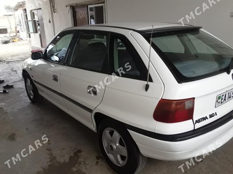 Opel Astra 1994 - 50 000 TMT - Bäherden - img 5