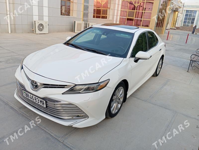Toyota Camry 2018 - 290 000 TMT - Baýramaly - img 9