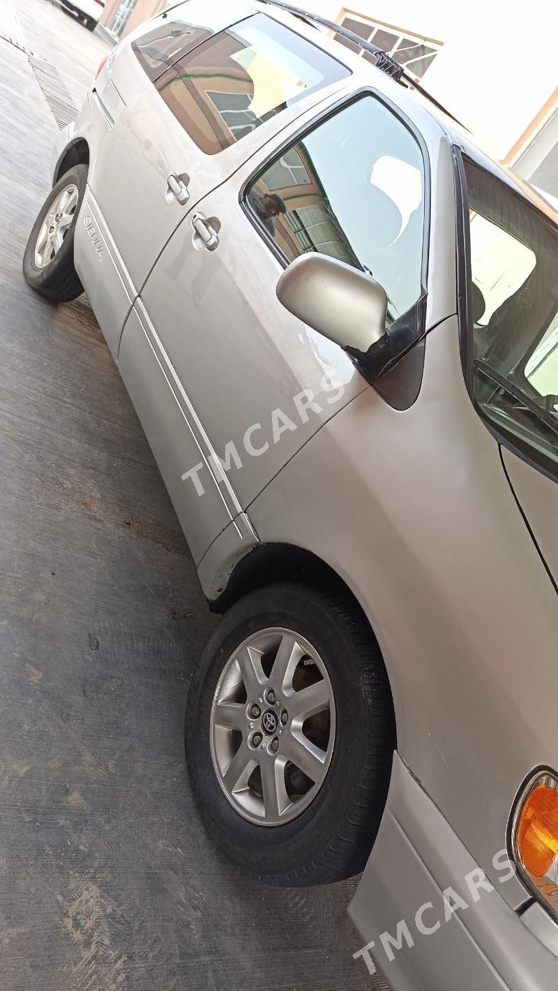 Toyota Sienna 2002 - 150 000 TMT - Мары - img 3