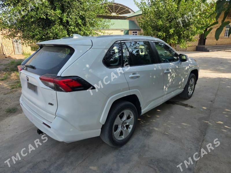 Toyota RAV4 2020 - 343 000 TMT - Ýolöten - img 4