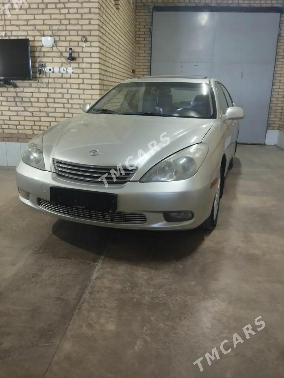 Lexus ES 300 2003 - 186 666 TMT - Dänew - img 10