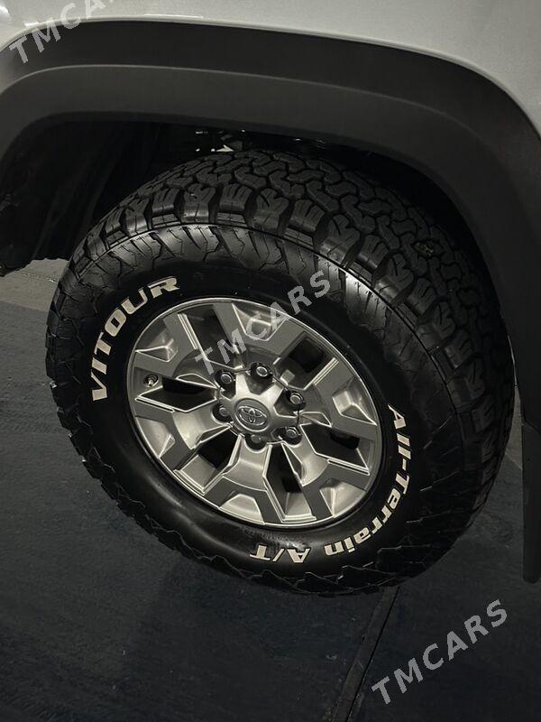Toyota Tacoma 2017 - 390 000 TMT - Aşgabat - img 5