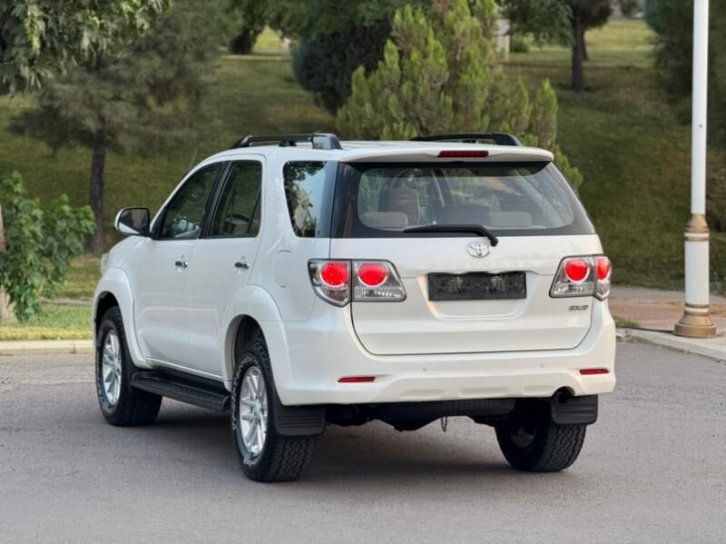 Toyota Fortuner 2015 - 372 000 TMT - Aşgabat - img 2