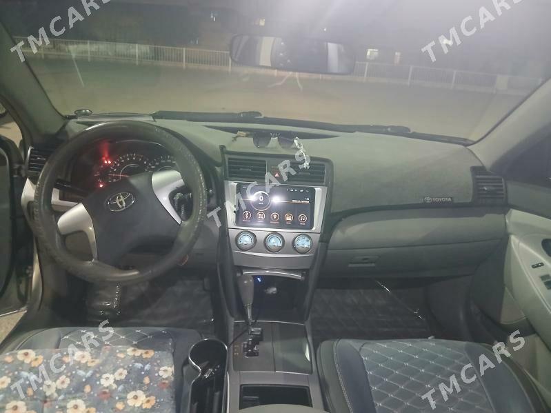 Toyota Camry 2010 - 145 000 TMT - 10 mkr - img 2