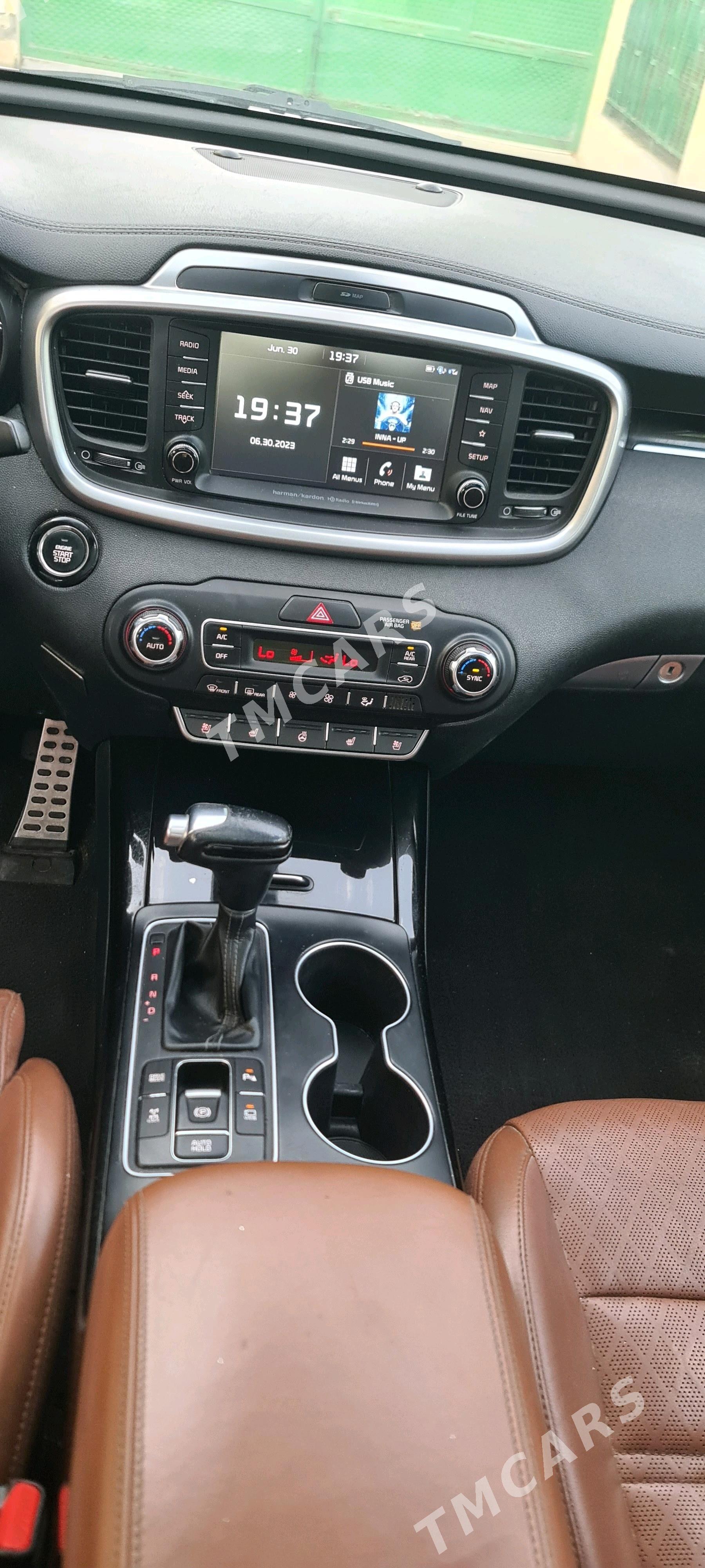Kia Sorento 2019 - 335 000 TMT - Aşgabat - img 7