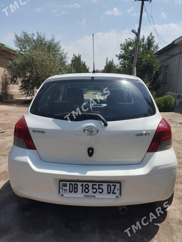 Toyota Yaris 2010 - 105 000 TMT - Köneürgenç - img 3