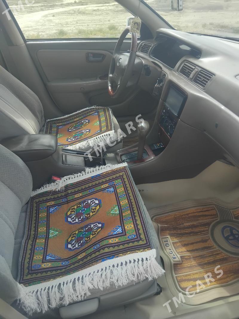 Toyota Camry 1998 - 125 000 TMT - Gyzylarbat - img 6