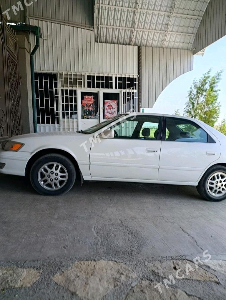 Toyota Camry 2001 - 125 000 TMT - Кёнеургенч - img 6