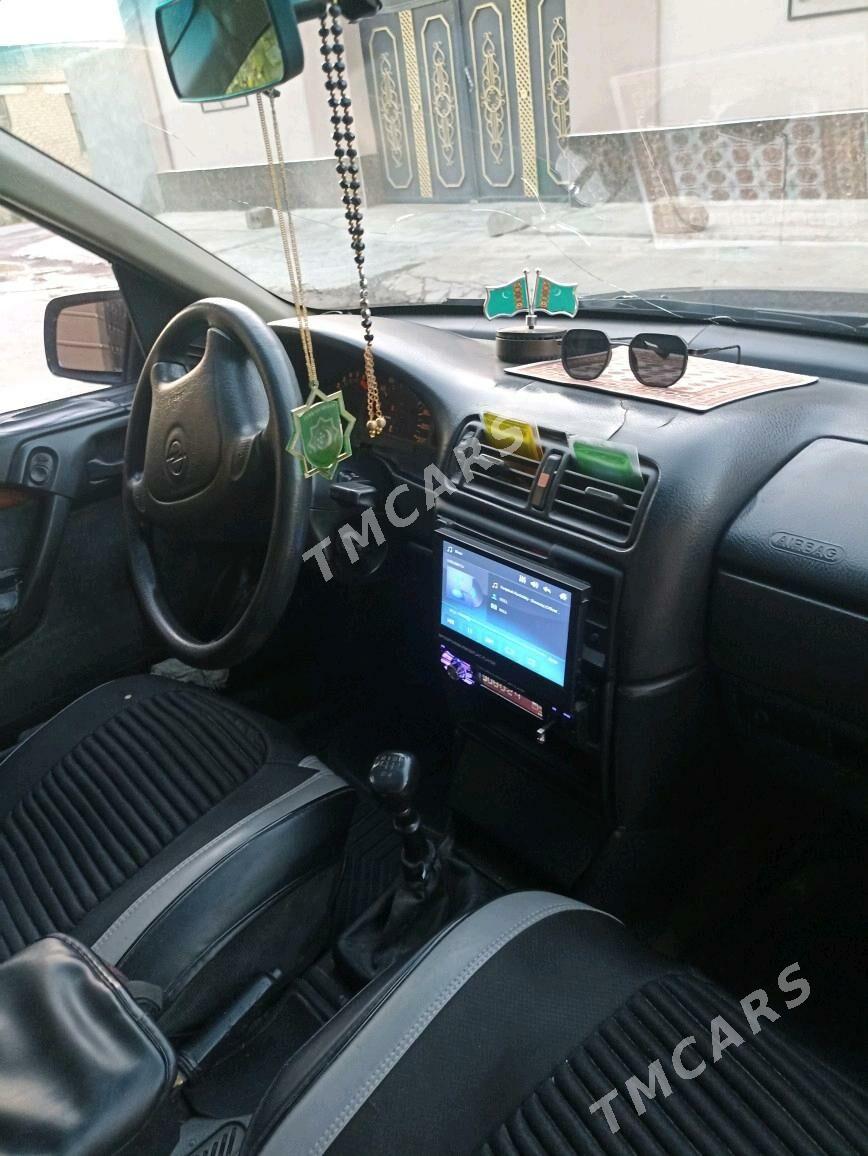 Opel Vectra 1994 - 30 000 TMT - Туркменабат - img 3