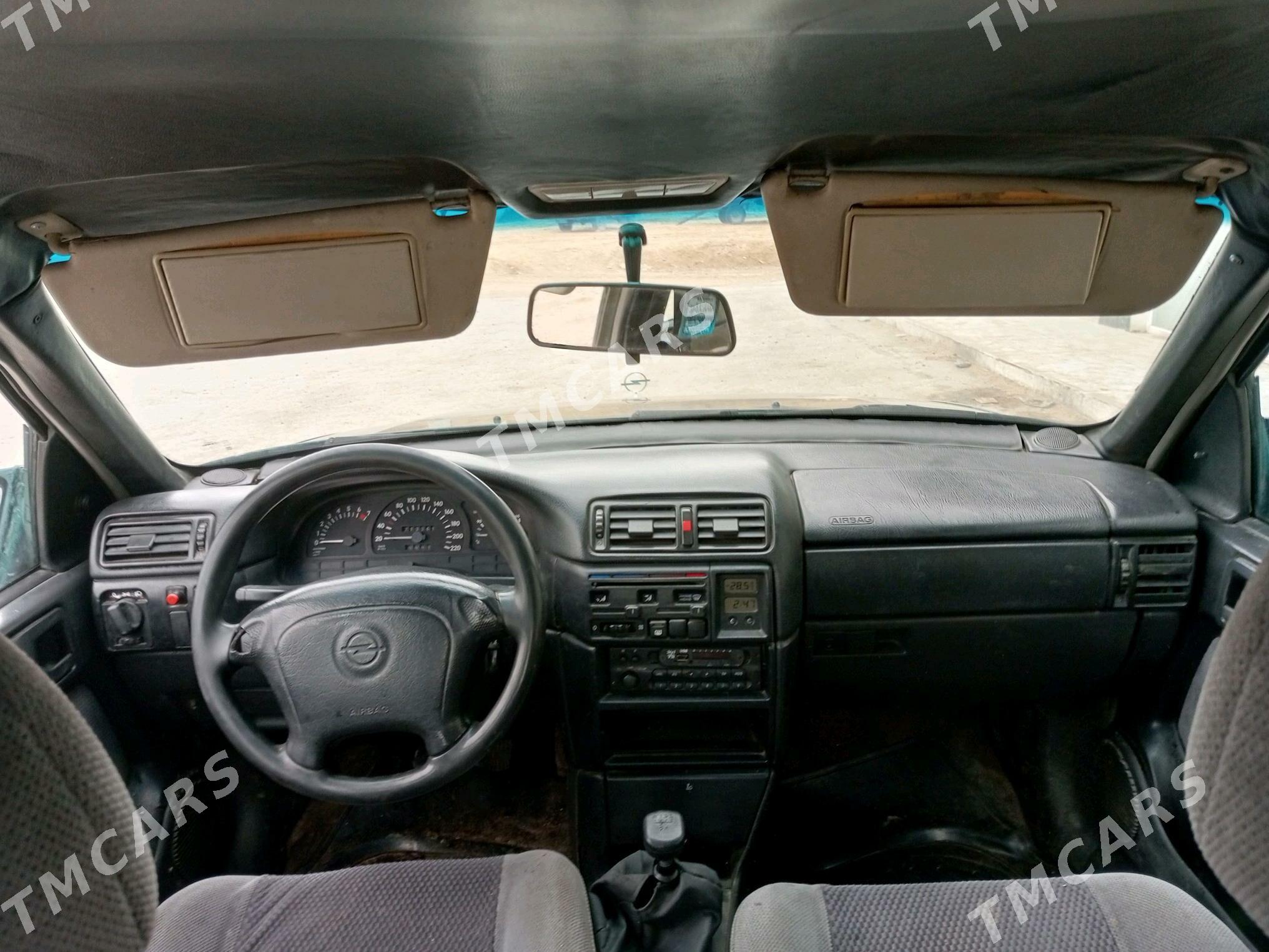 Opel Vectra 1994 - 23 000 TMT - Mary - img 4