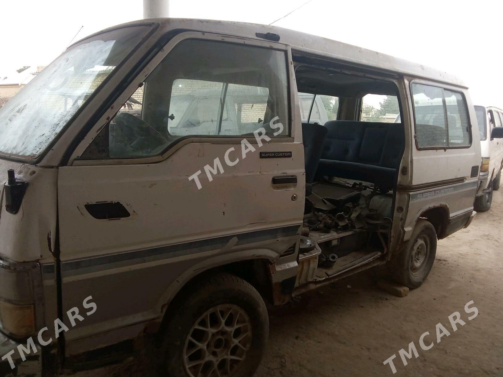 Toyota Hiace 1987 - 15 000 TMT - Mary - img 2