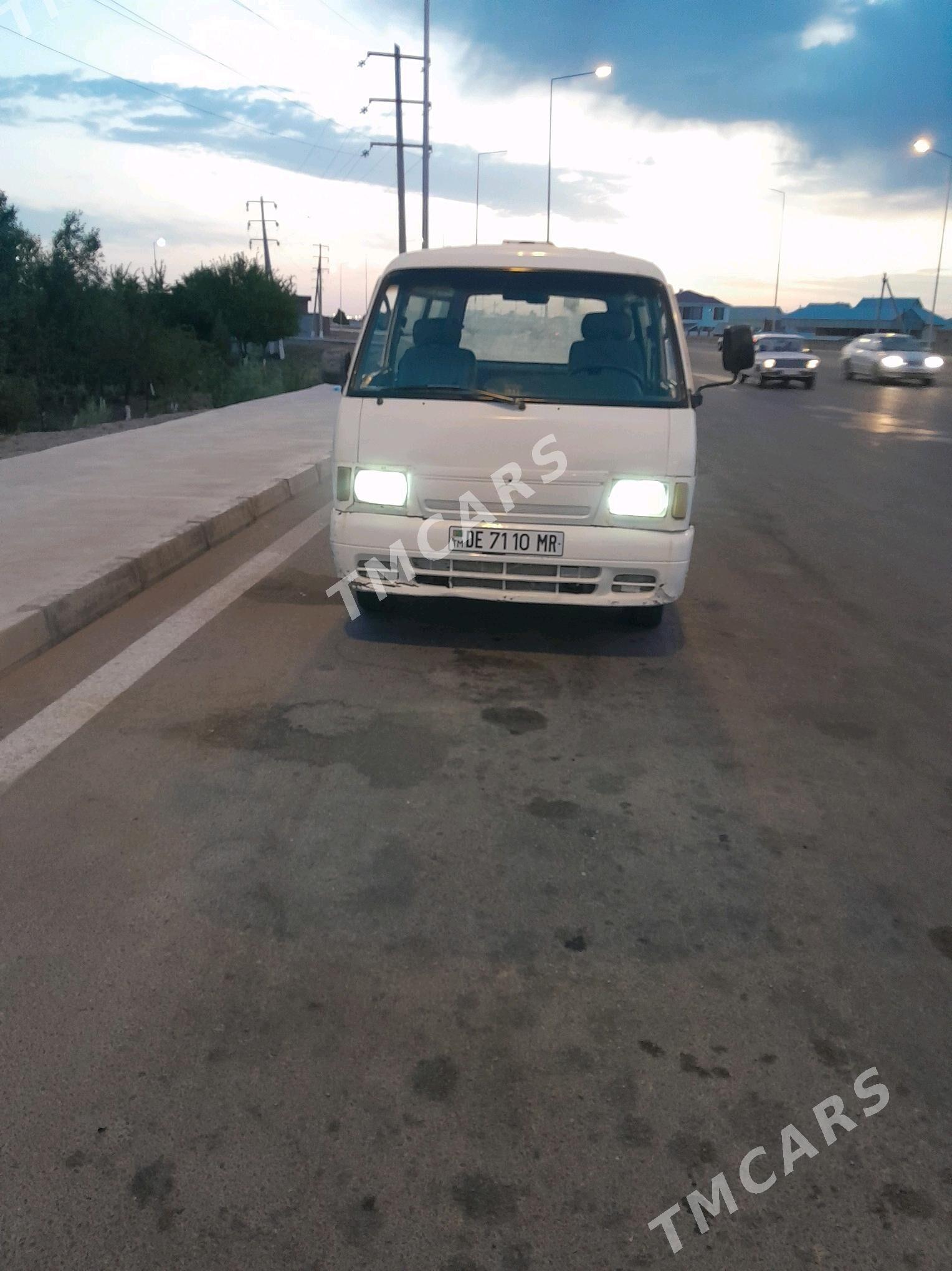 Toyota Hiace 1997 - 25 000 TMT - Векильбазар - img 1