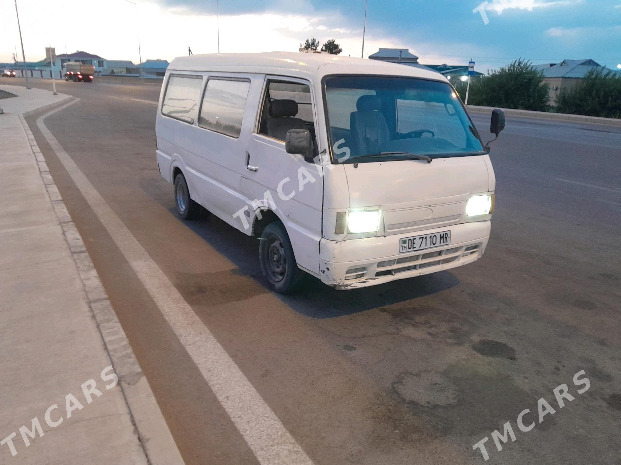 Toyota Hiace 1997 - 25 000 TMT - Векильбазар - img 2