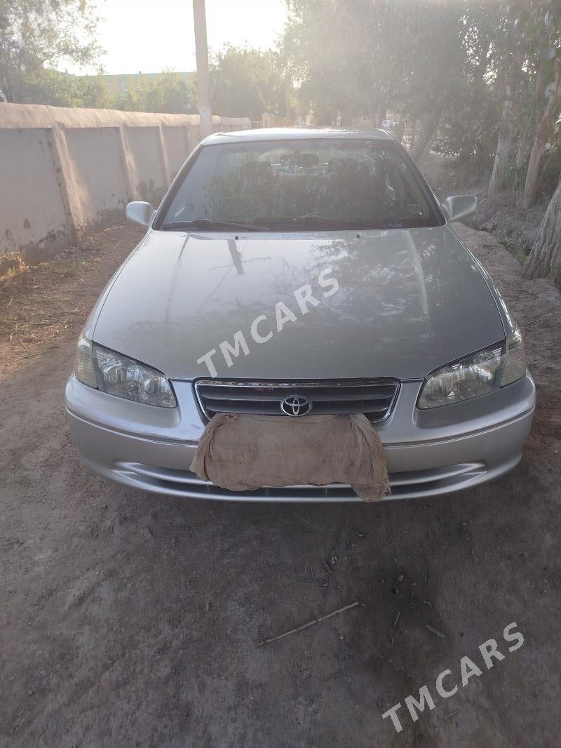 Toyota Camry 2001 - 160 000 TMT - Рухубелентский этрап - img 3