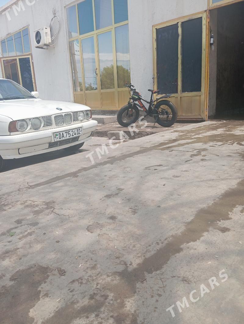 BMW 525 1990 - 40 000 TMT - Akdepe - img 3