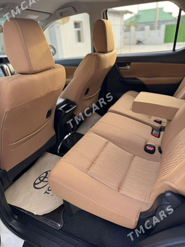 Toyota Fortuner 2021 - 604 000 TMT - Aşgabat - img 2