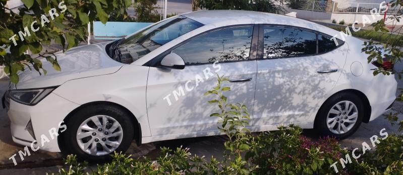 Hyundai Elantra 2019 - 212 000 TMT - Aşgabat - img 8