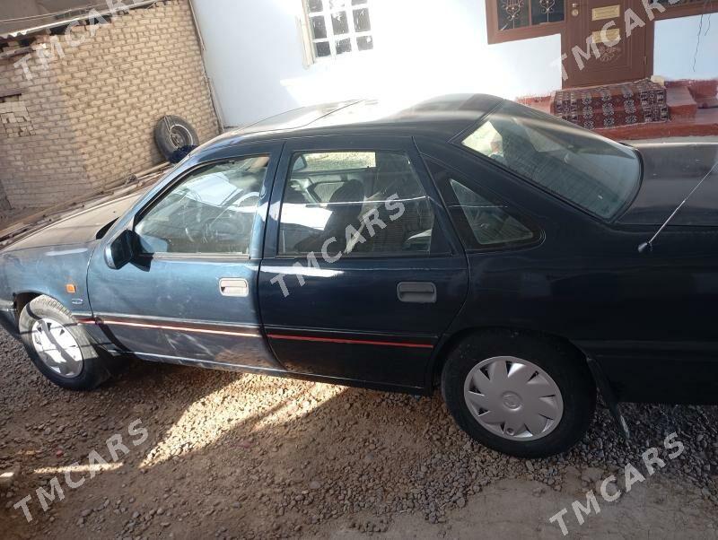 Opel Vectra 1990 - 25 000 TMT - Wekilbazar - img 3