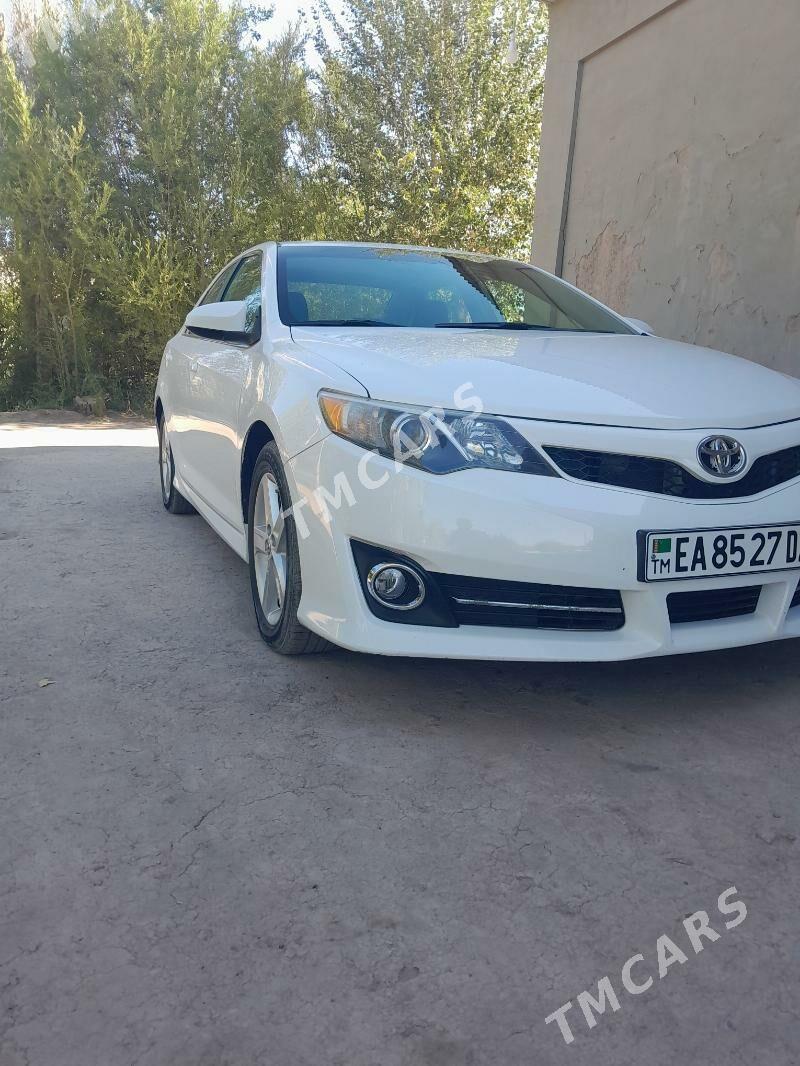 Toyota Camry 2012 - 190 000 TMT - Köneürgenç - img 6