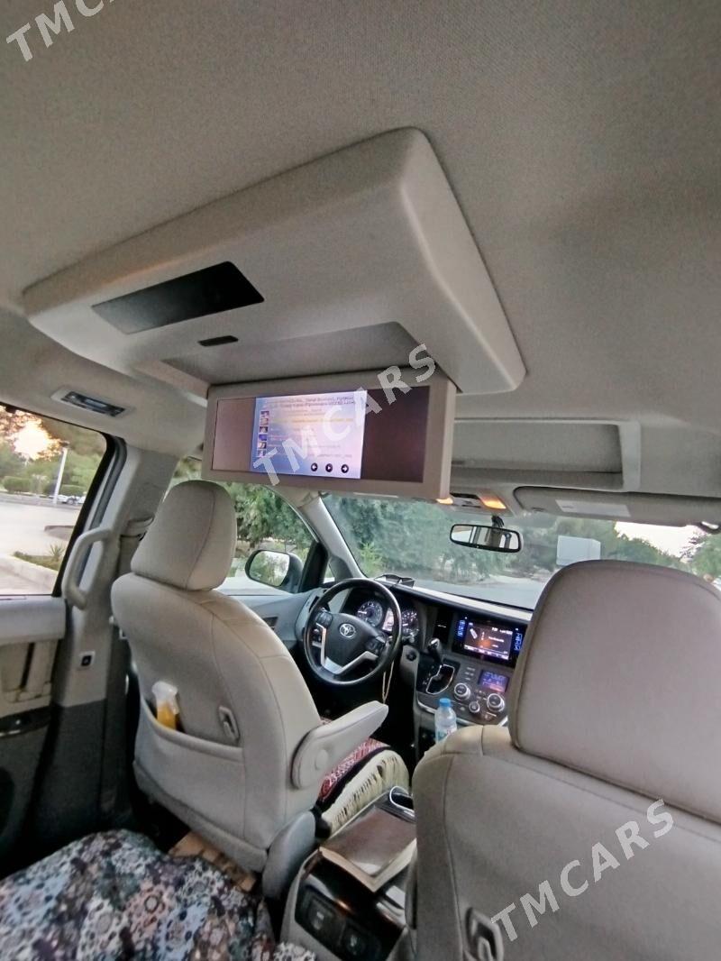 Toyota Sienna 2017 - 400 000 TMT - Туркменабат - img 5