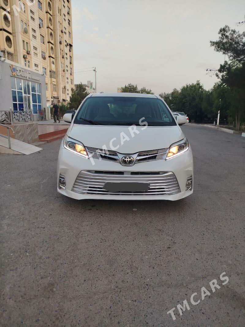Toyota Sienna 2017 - 400 000 TMT - Туркменабат - img 6