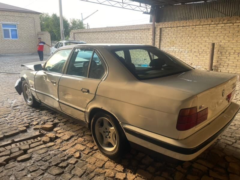 BMW 525 1992 - 33 000 TMT - Мары - img 7