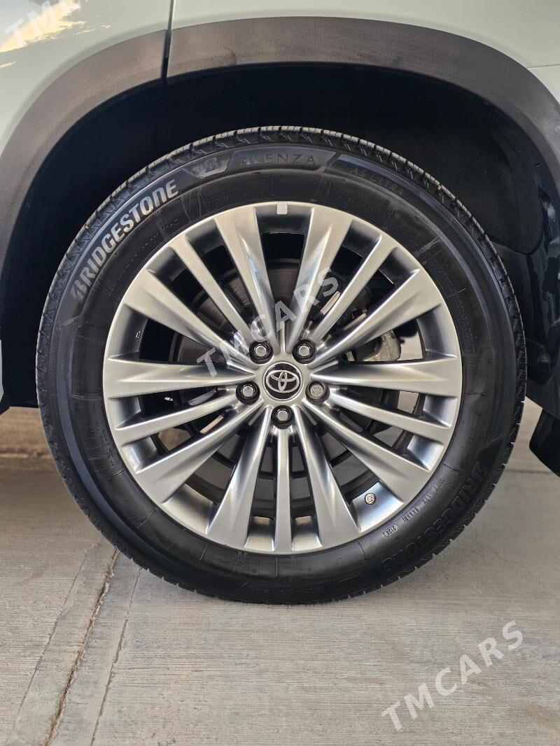 Toyota Highlander 2021 - 650 000 TMT - Мары - img 7