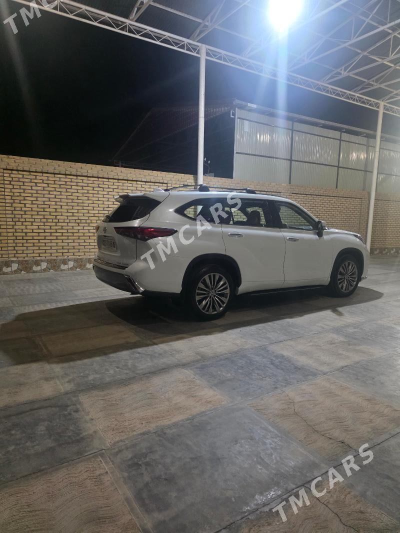 Toyota Highlander 2021 - 650 000 TMT - Мары - img 2