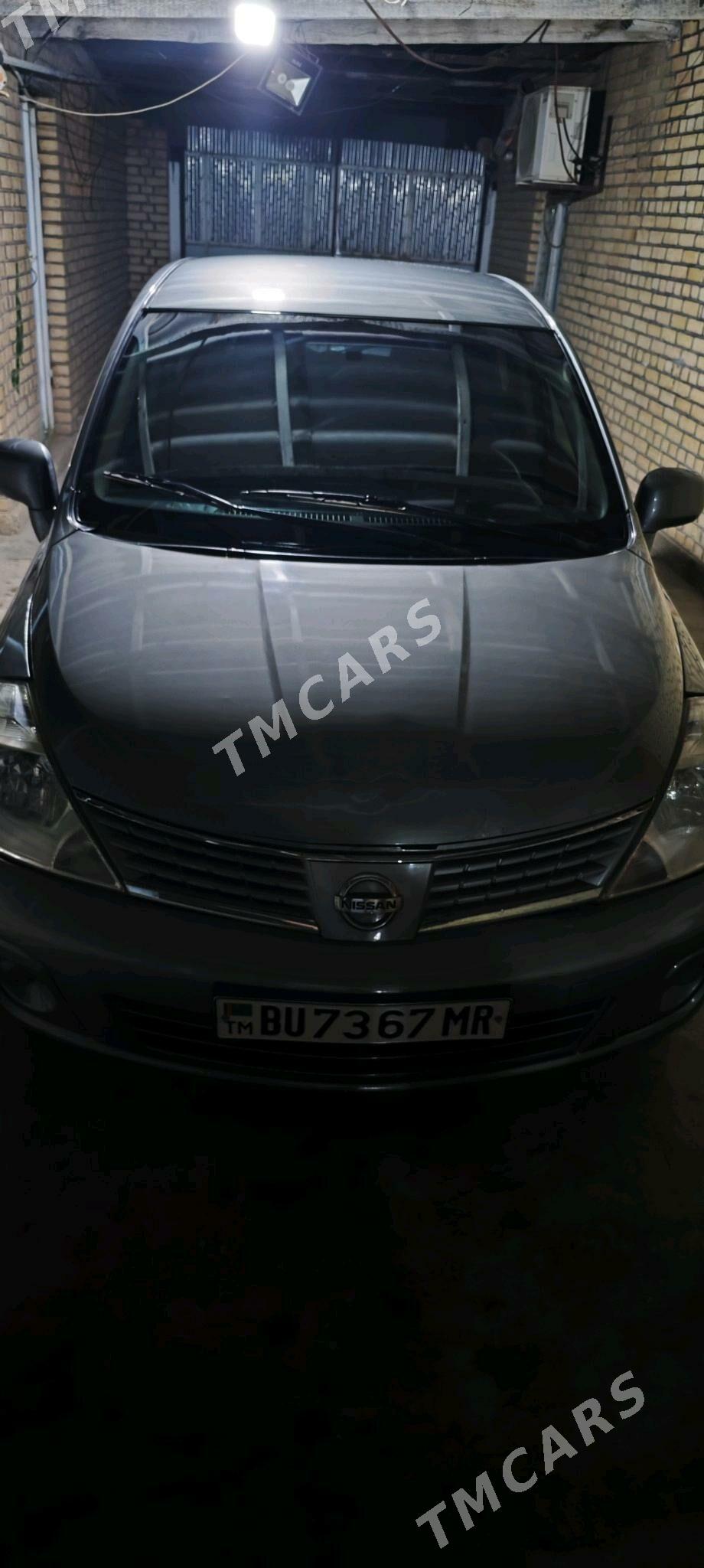 Nissan Versa 2010 - 120 000 TMT - Mary - img 5
