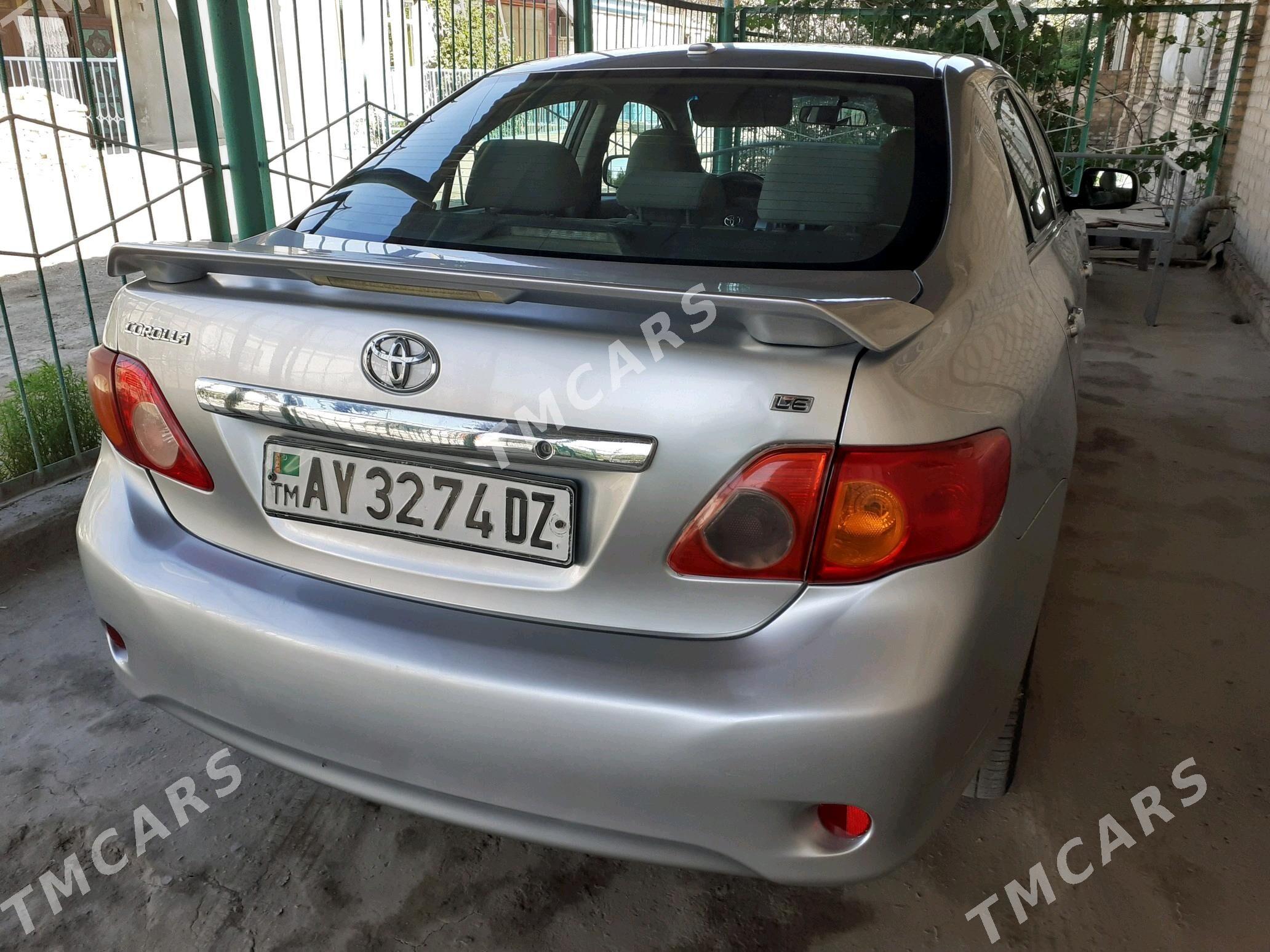 Toyota Corolla 2010 - 138 000 TMT - Дашогуз - img 4