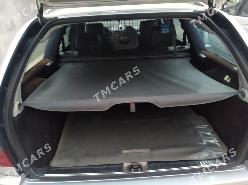 Mercedes-Benz E320 2001 - 125 000 TMT - Gyzylarbat - img 1