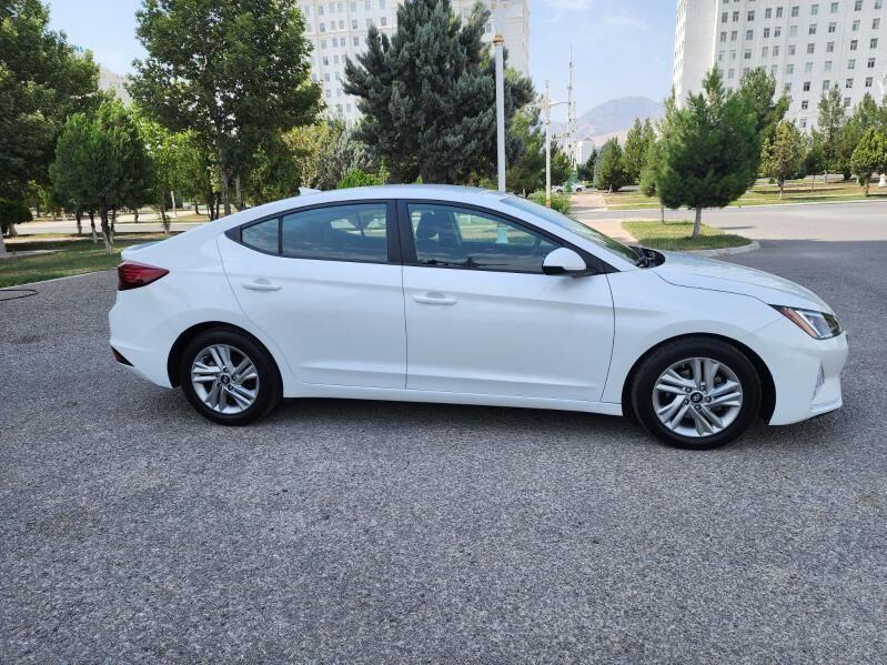 Hyundai Elantra 2020 - 240 000 TMT - Aşgabat - img 4