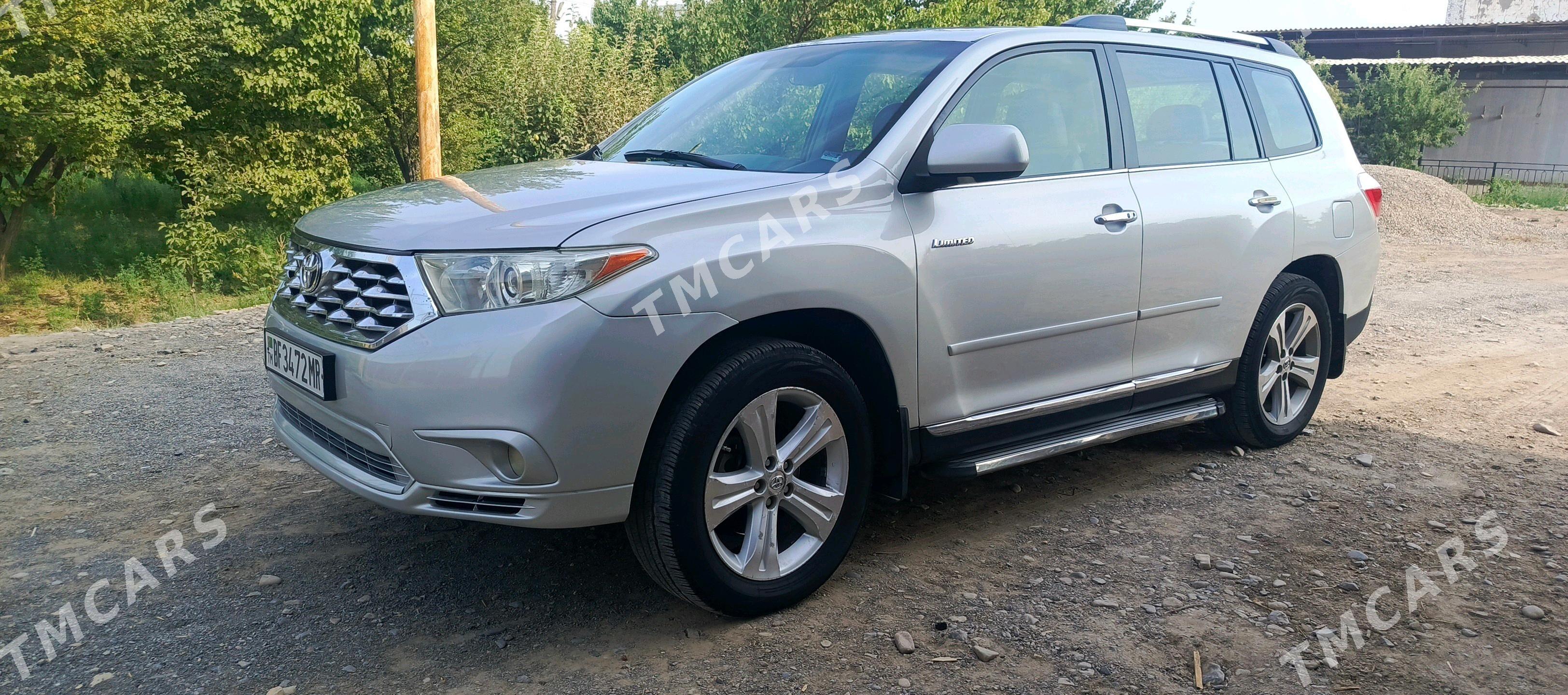 Toyota Highlander 2012 - 300 000 TMT - Sakarçäge - img 3