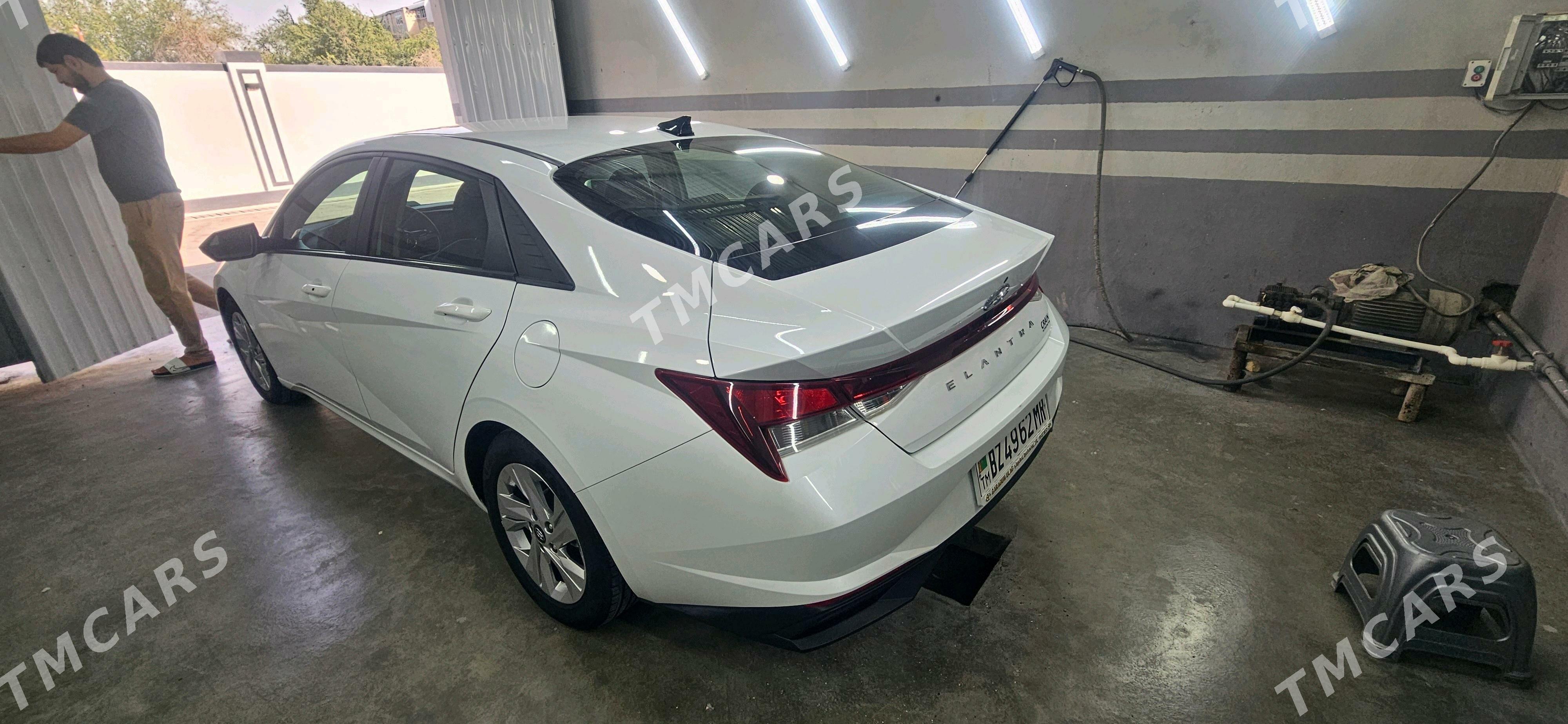 Hyundai Elantra 2021 - 248 000 TMT - Байрамали - img 4