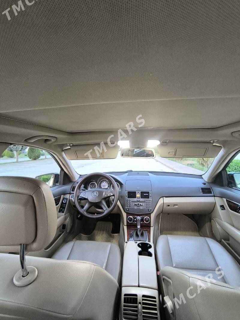 Mercedes-Benz C300 2010 - 140 000 TMT - Дашогуз - img 3