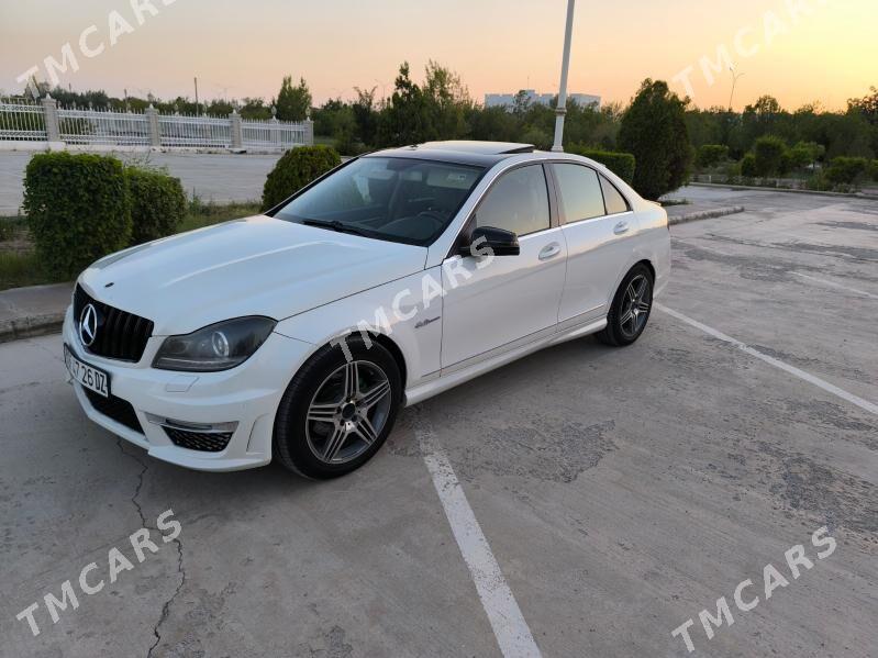 Mercedes-Benz C300 2010 - 140 000 TMT - Дашогуз - img 5