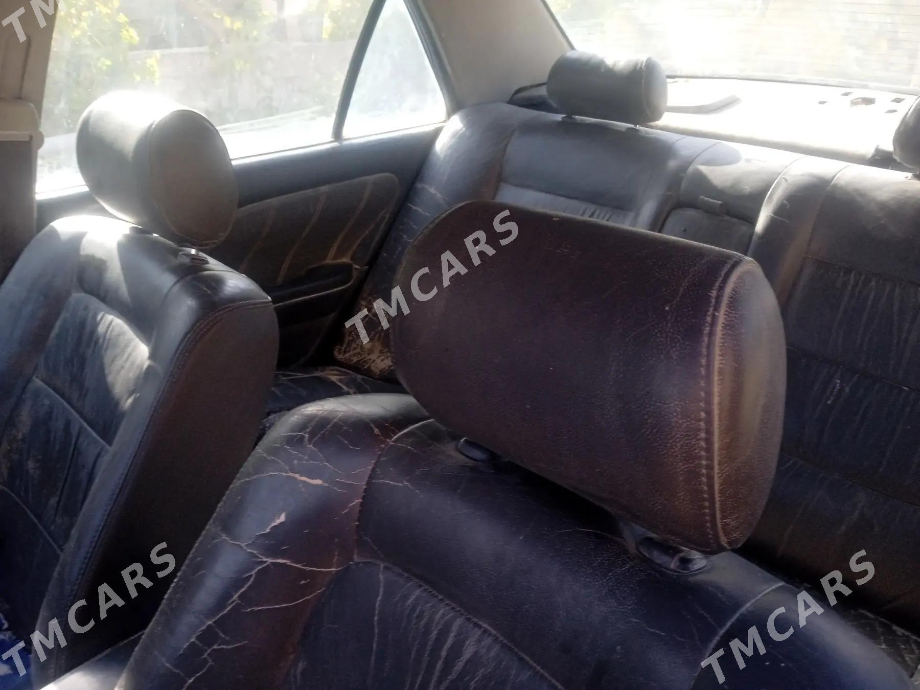 Toyota Corolla 1999 - 45 000 TMT - Достлук - img 1