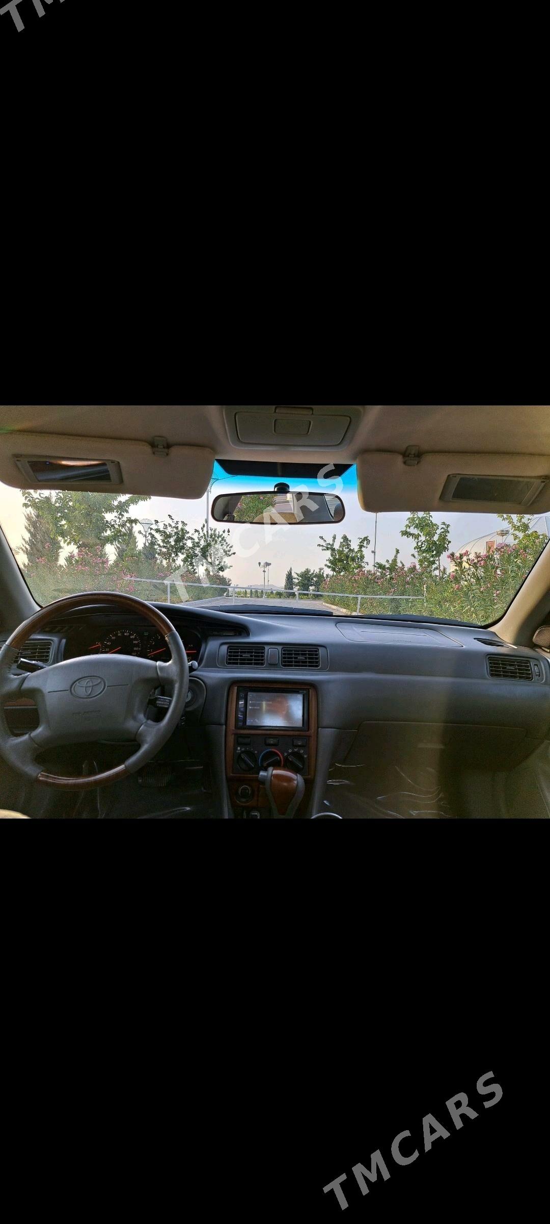 Toyota Camry 2000 - 140 000 TMT - Balkanabat - img 4