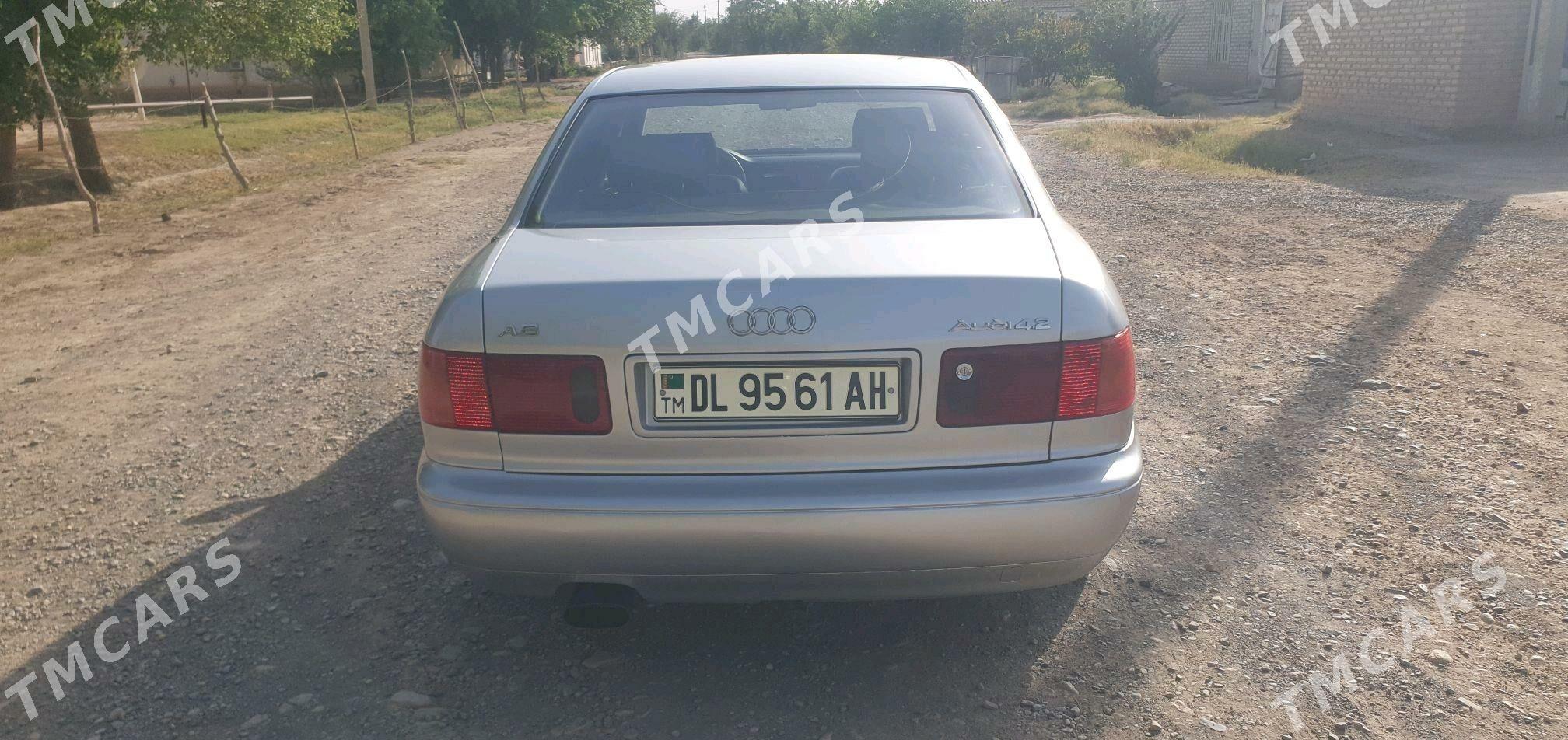 Audi A8 1999 - 100 000 TMT - Бабадайхан - img 3