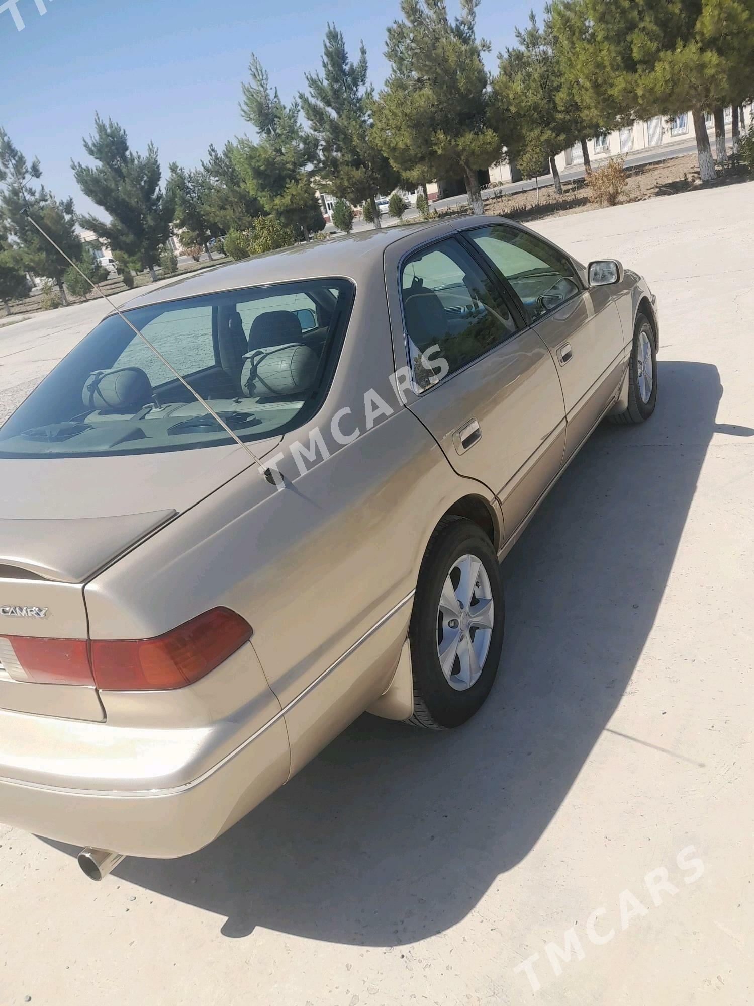 Toyota Camry 1998 - 118 000 TMT - Саят - img 4