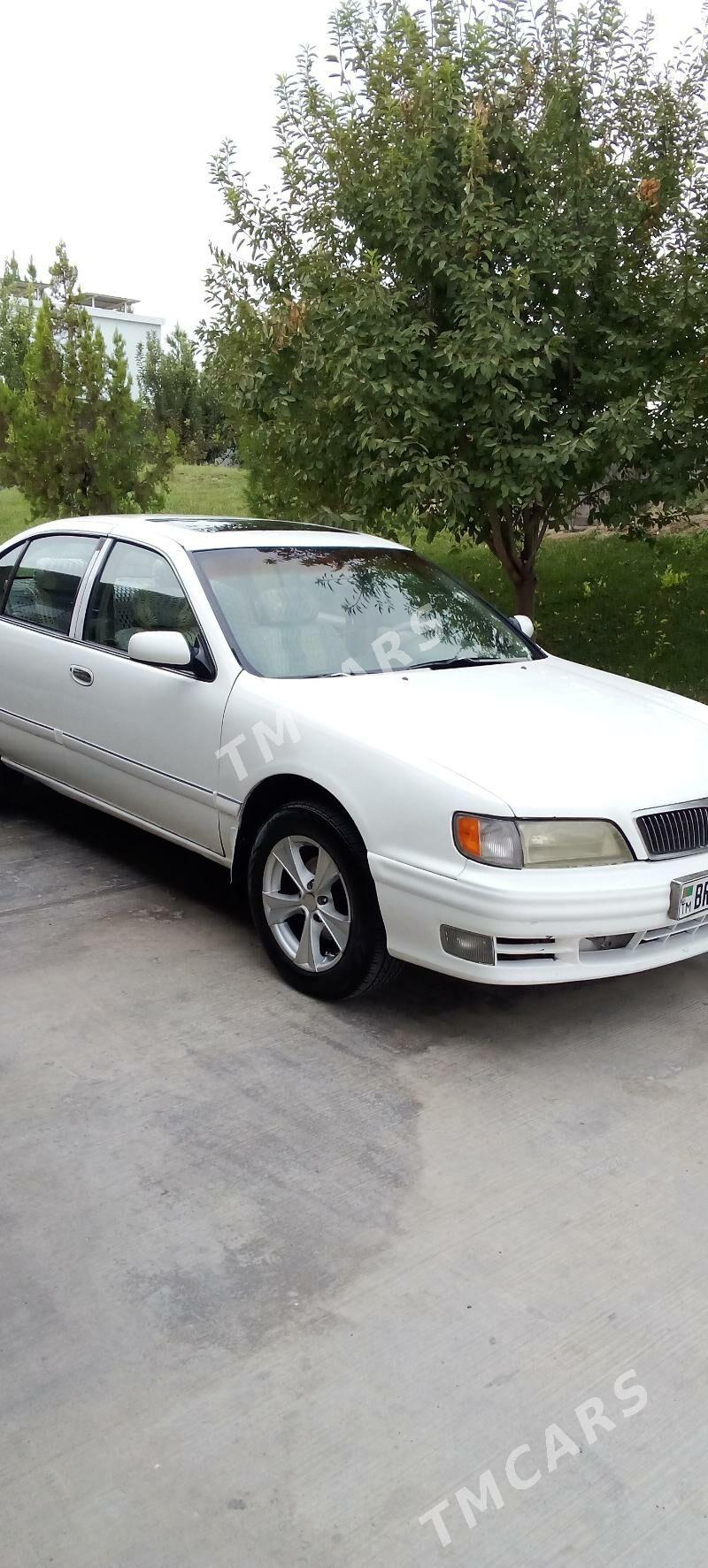 Infiniti I30 1998 - 25 000 TMT - Теджен - img 3
