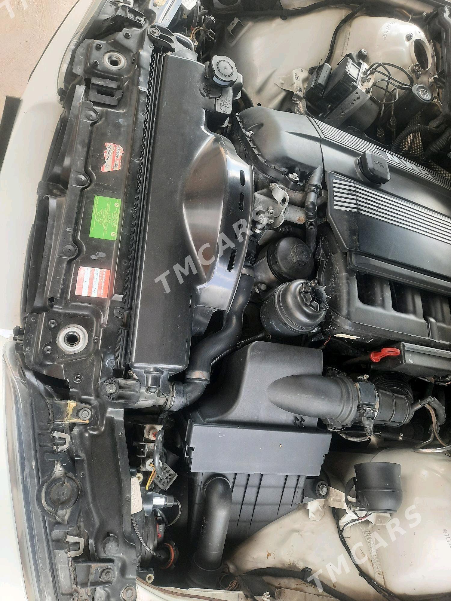 BMW E39 2001 - 155 000 TMT - Balkanabat - img 5