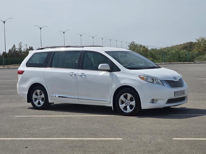 Toyota Sienna 2015 - 360 000 TMT - Ашхабад - img 8